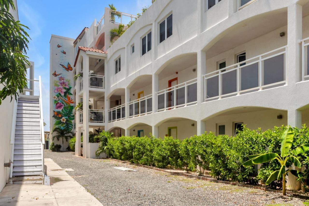 Maho Beach House - Spacious 1 Bedroom Suite Екстер'єр фото